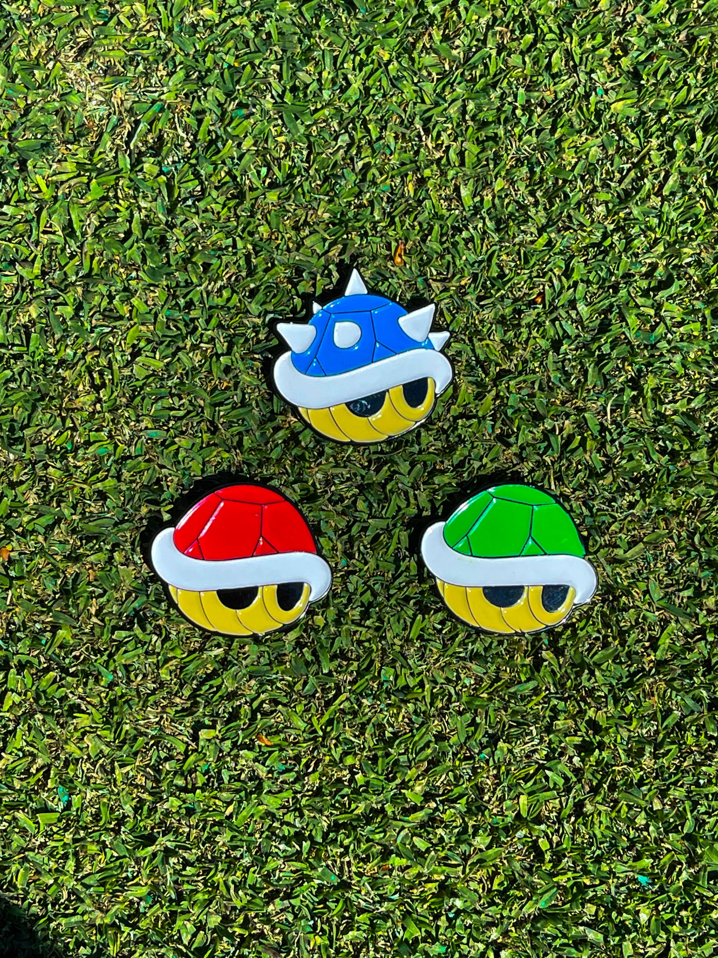 Triple Shell Golf Ball Markers Set of 3 | Awesome Golf Gift Idea